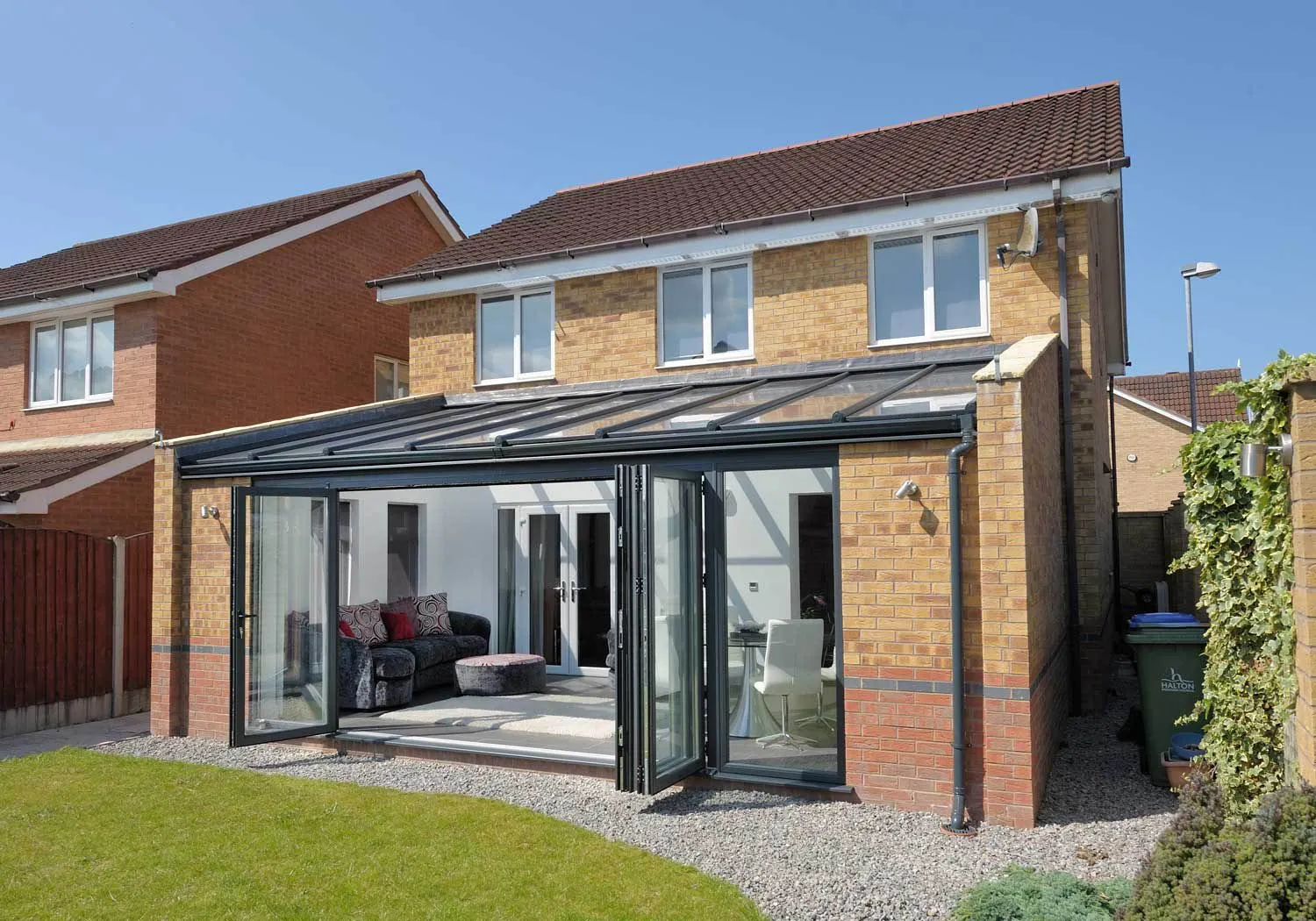 bifold door